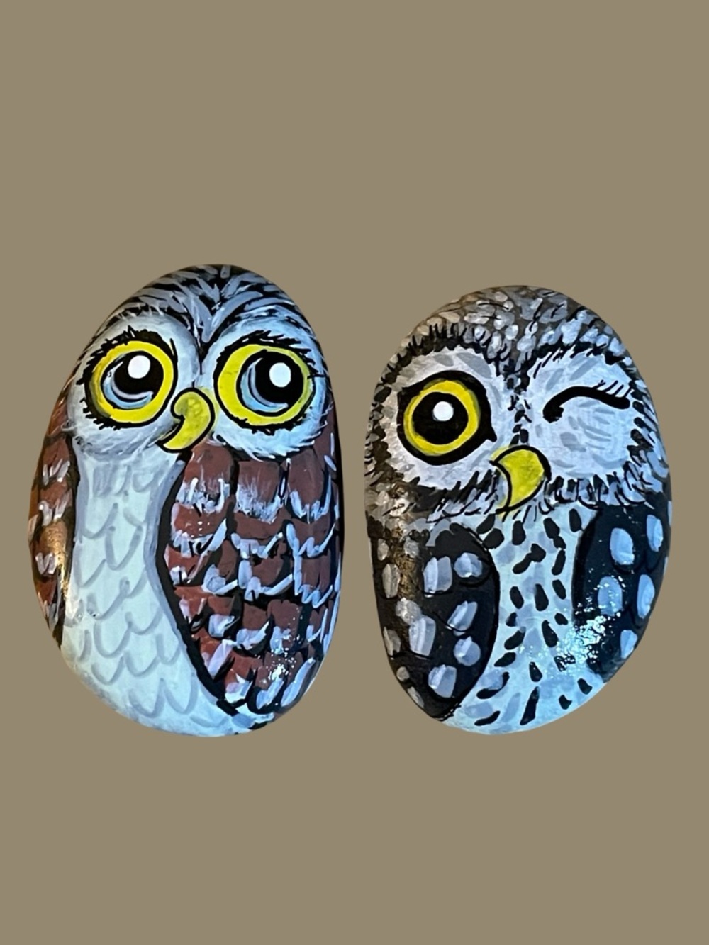 Hand crafted painted OWL rocks yellow black gray white set of 2 stones 2x1.5 in - Picture 3 of 9